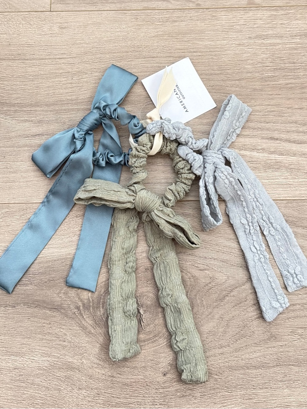 American Eagle Outfitters Ribbon Scrunchies